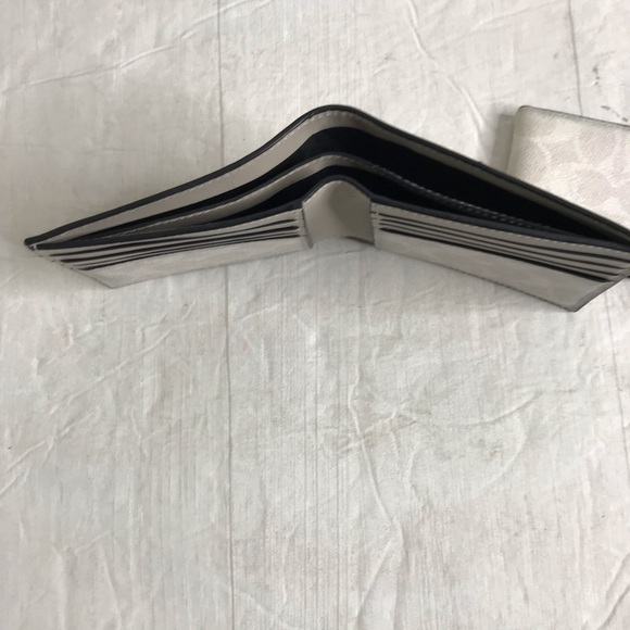 coach men wallet cream and white - Picture 6 of 8